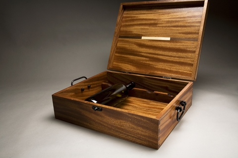 Walnut Wooden Gift Wine Box. Half blind dovetail.Metal lock on front. Metal handles both sides.